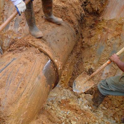 Four gallons per minute escaping a leaking 24-inch joint.