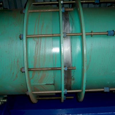 One of three expansion joints installed within this 500-ft crossing.